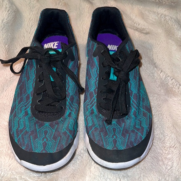 Nike Flex Experience RN 5 Woman’s Size 6 - Picture 2 of 5